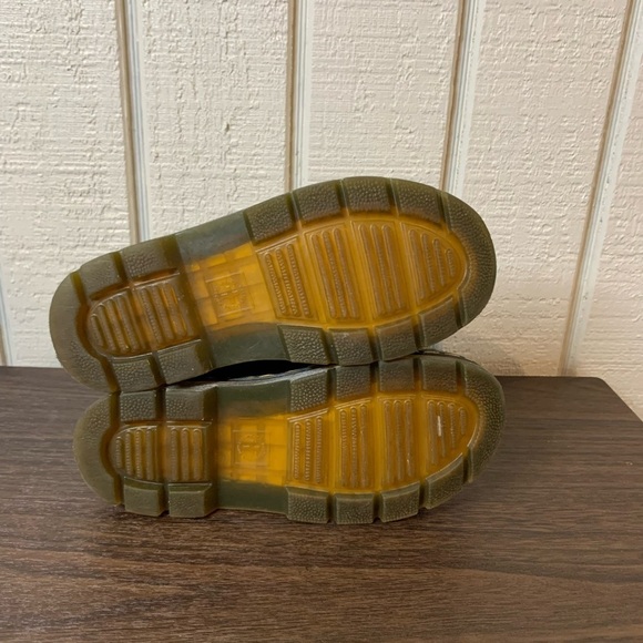 Dr Martens Junior Combs Extra Tough Poly Casual Boots, size 12. - Picture 6 of 7